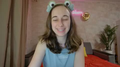 Snapshot of anikabloom chatting on 03-02-25, 02:30 anikabloom online show from 03-02-25, 02:30