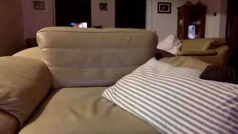 animal_michael online show from 12-31-24, 08:34