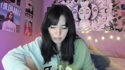 Snapshot of anisa_sweet chatting on 12-30-24, 08:15 Anisa Moan from LovenseWet from Tip MenuOpen for Private online show from 12-30-24, 08:15
