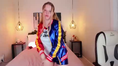 Snapshot of anita_marcelle chatting on 07-01-26, 09:00 Anita online show from 07-01-26, 09:00