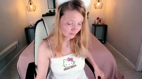 Snapshot of anita_marcelle chatting on 07-04-26, 08:20 Anita online show from 07-04-26, 08:20