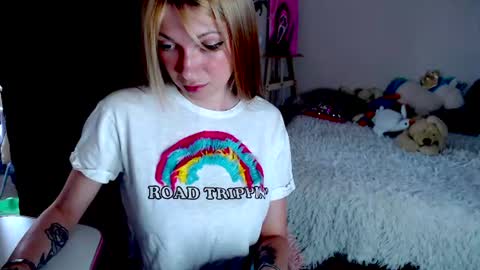 anita_moon_ online show from 07-28-26, 03:21