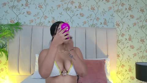 Snapshot of anita_sagegb chatting on 03-31-26, 12:16 Dania Lpez online show from 03-31-26, 12:16