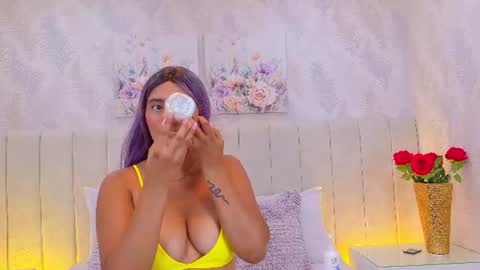 Dania Lpez online show from 07-16-26, 12:33