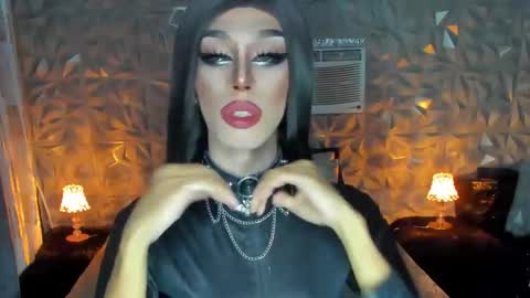 Snapshot of anitacruisze chatting on 02-24-25, 12:26 Miss Ann online show from 02-24-25, 12:26