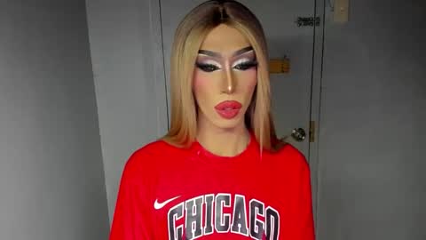 Snapshot of anitacruisze chatting on 09-25-25, 01:31 Miss Ann online show from 09-25-25, 01:31