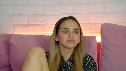 AnitaVenture online show from 09-25-25, 04:32