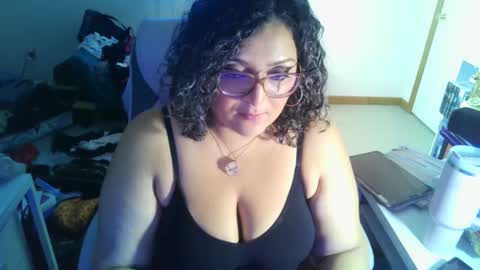 Snapshot of anitaxvalentina chatting on 02-28-25, 12:43 Anita Valentina online show from 02-28-25, 12:43