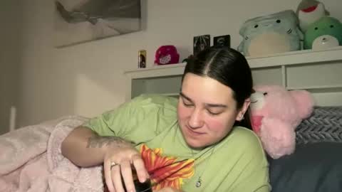 Snapshot of anitayurmoni chatting on 02-08-26, 05:44 anitayurmoni online show from 02-08-26, 05:44