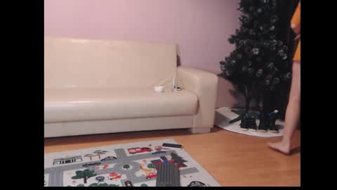 Snapshot of anittac14 chatting on 12-05-25, 04:25 Anitta online show from 12-05-25, 04:25