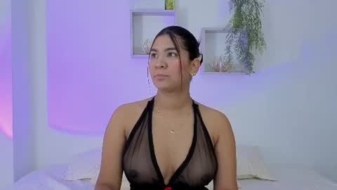 anittafoxx online show from 07-25-26, 10:40