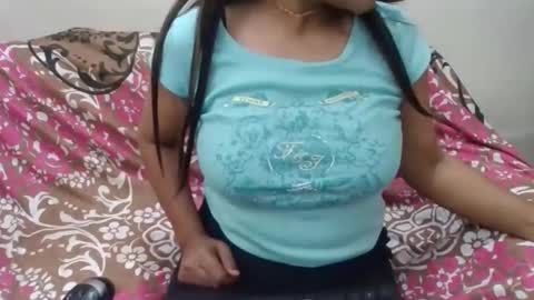 anjali_dogra786 online show from 10-20-25, 07:03