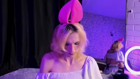 Angel online show from 10-13-25, 06:41