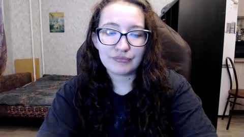 Snapshot of ankey_rayah chatting on 11-08-25, 10:26 Nameless online show from 11-08-25, 10:26