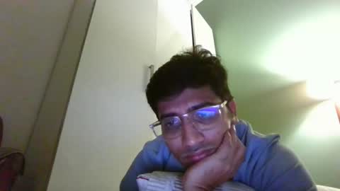 Slave looking for Mistress online show from 10-28-25, 06:21