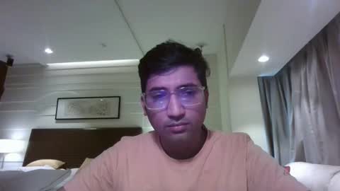 Slave looking for Mistress online show from 06-08-26, 03:51