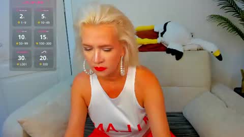 Luna Lady online show from 06-22-26, 08:33