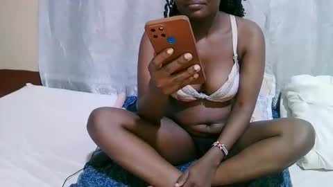 Snapshot of ann_keller chatting on 02-27-26, 11:10 ann_keller online show from 02-27-26, 11:10