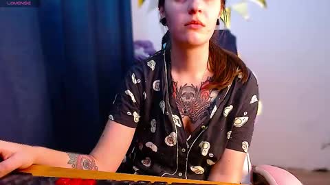 Ann online show from 03-12-25, 05:28