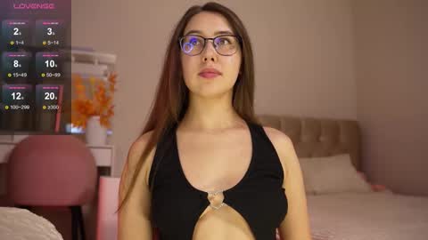 Snapshot of ann_space chatting on 11-17-25, 05:19 ann_space online show from 11-17-25, 05:19