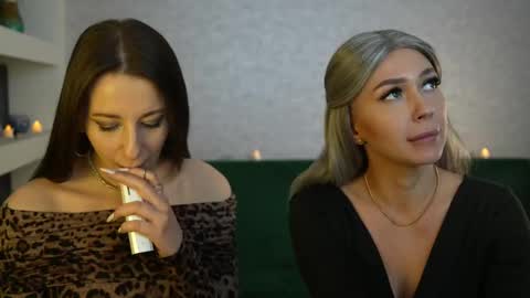 anna13121312 online show from 02-23-25, 08:55