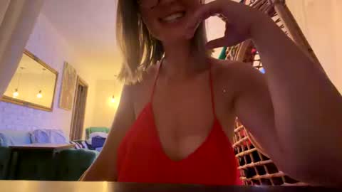 Snapshot of anna_bella99 chatting on 07-09-26, 07:29 Anna online show from 07-09-26, 07:29