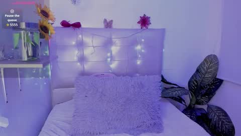 Snapshot of anna_blade_ chatting on 01-14-26, 03:06 ANNA online show from 01-14-26, 03:06