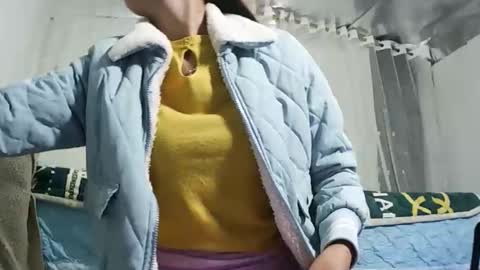 anna_ellen22 online show from 11-26-25, 10:55