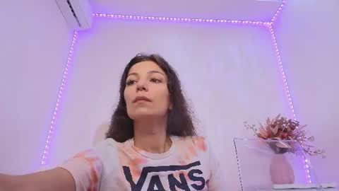 Snapshot of anna_lewis chatting on 06-25-26, 06:29 Anna online show from 06-25-26, 06:29