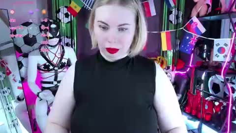 Anna online show from 06-28-26, 02:17
