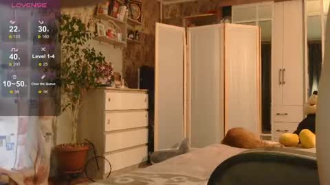 Snapshot of anna_miller606 chatting on 06-11-26, 12:32 Anna Miller online show from 06-11-26, 12:32