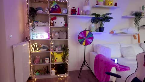Snapshot of anna_prince chatting on 05-18-26, 04:07 Anna online show from 05-18-26, 04:07