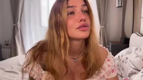 Anna online show from 06-28-26, 03:45