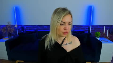 Snapshot of anna_snow9 chatting on 10-26-25, 06:58 anna_snow9 online show from 10-26-25, 06:58