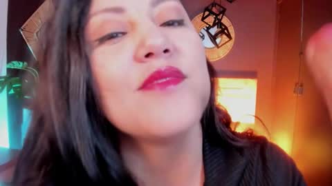 Snapshot of annaa_rose chatting on 02-18-26, 03:35 Anna online show from 02-18-26, 03:35