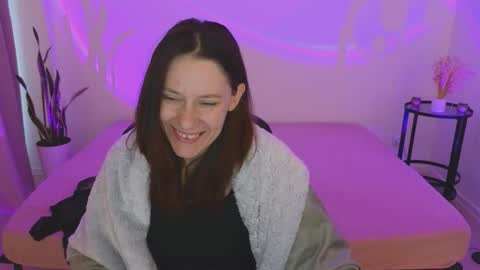 Snapshot of annaabels chatting on 10-14-25, 05:08 annaabels online show from 10-14-25, 05:08