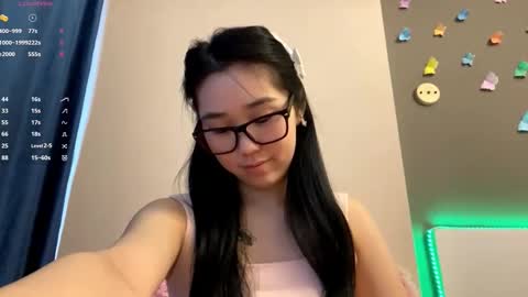Snapshot of annabellegallego chatting on 10-20-25, 10:05 Aya online show from 10-20-25, 10:05