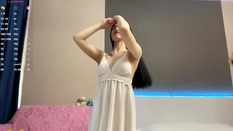 Snapshot of annabellegallego chatting on 11-13-25, 10:25 Aya online show from 11-13-25, 10:25