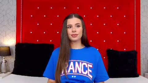 Snapshot of annabellerise chatting on 07-04-26, 04:07 Anna online show from 07-04-26, 04:07