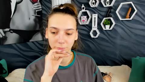 annabishop online show from 02-10-25, 03:13