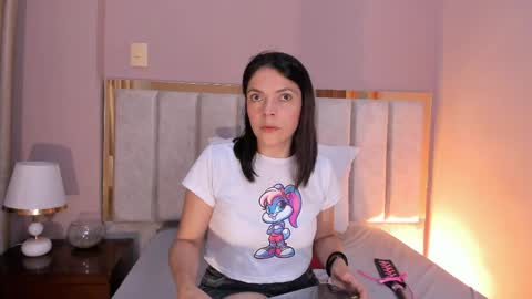 AnnaBrooks online show from 06-02-26, 01:29