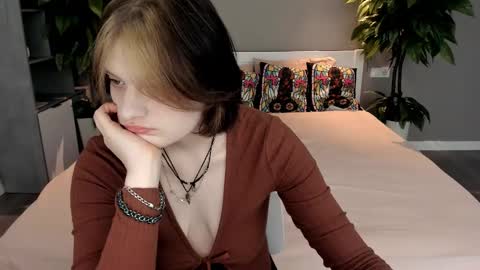 Anna online show from 09-21-25, 05:31