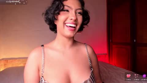 Snapshot of annafoox_ chatting on 11-14-25, 04:00 annafoox_ online show from 11-14-25, 04:00