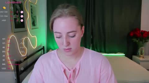 annagrees1 online show from 12-03-25, 02:15