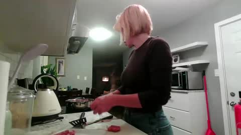 Snapshot of annakayathome chatting on 10-07-25, 03:25 Anna Kay online show from 10-07-25, 03:25