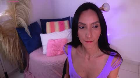 Snapshot of annakellergo chatting on 02-16-26, 07:43 Anna k online show from 02-16-26, 07:43