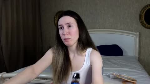 Snapshot of annaleonhart chatting on 03-23-26, 08:13 Anna online show from 03-23-26, 08:13