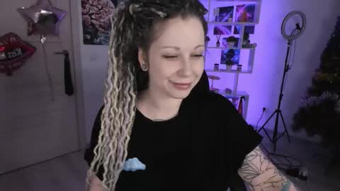 Snapshot of annanebula chatting on 11-16-25, 05:40 Anna online show from 11-16-25, 05:40