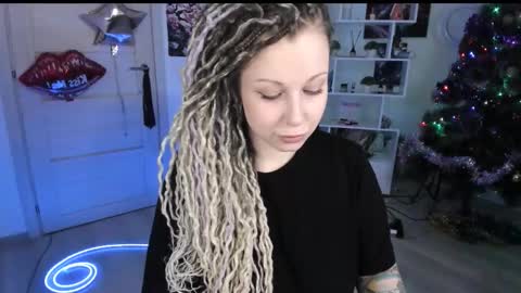 Snapshot of annanebula chatting on 01-16-26, 03:38 Anna online show from 01-16-26, 03:38