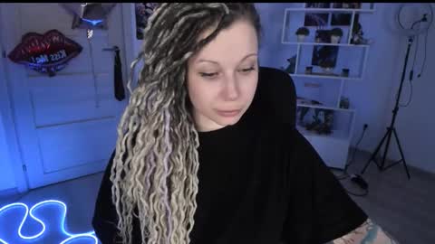 Snapshot of annanebula chatting on 02-05-26, 11:20 Anna online show from 02-05-26, 11:20